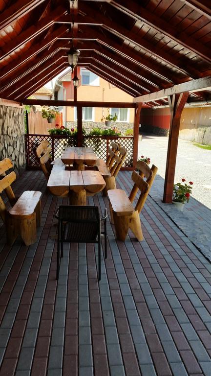Casa Agnes Vendeghaz Hotel Fantanele  Buitenkant foto
