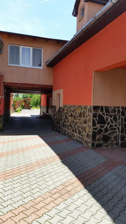 Casa Agnes Vendeghaz Hotel Fantanele  Buitenkant foto