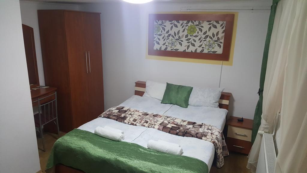 Casa Agnes Vendeghaz Hotel Fantanele  Buitenkant foto