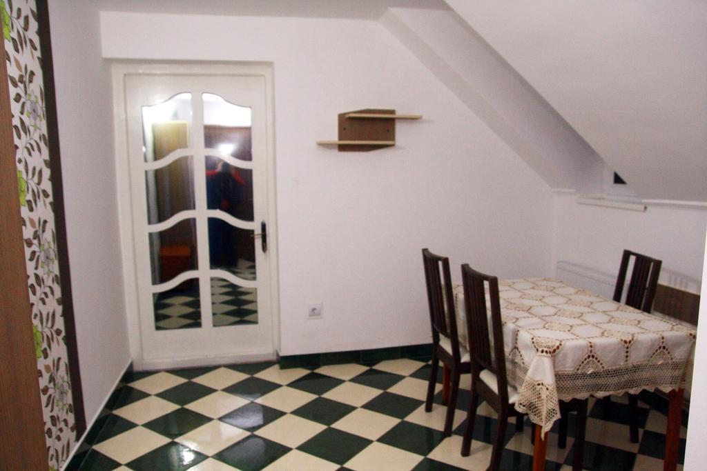 Casa Agnes Vendeghaz Hotel Fantanele  Buitenkant foto