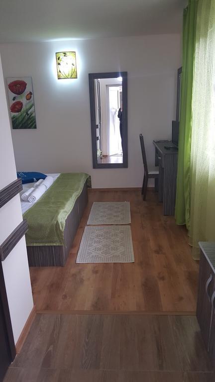 Casa Agnes Vendeghaz Hotel Fantanele  Buitenkant foto