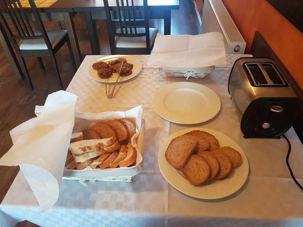 Casa Agnes Vendeghaz Hotel Fantanele  Buitenkant foto
