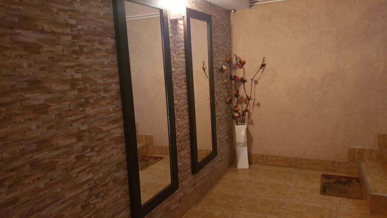 Casa Agnes Vendeghaz Hotel Fantanele  Buitenkant foto